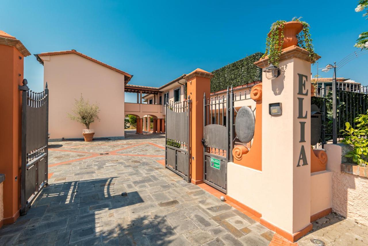 Hotel La Pietra Restaurant Fosdinovo Ngoại thất bức ảnh