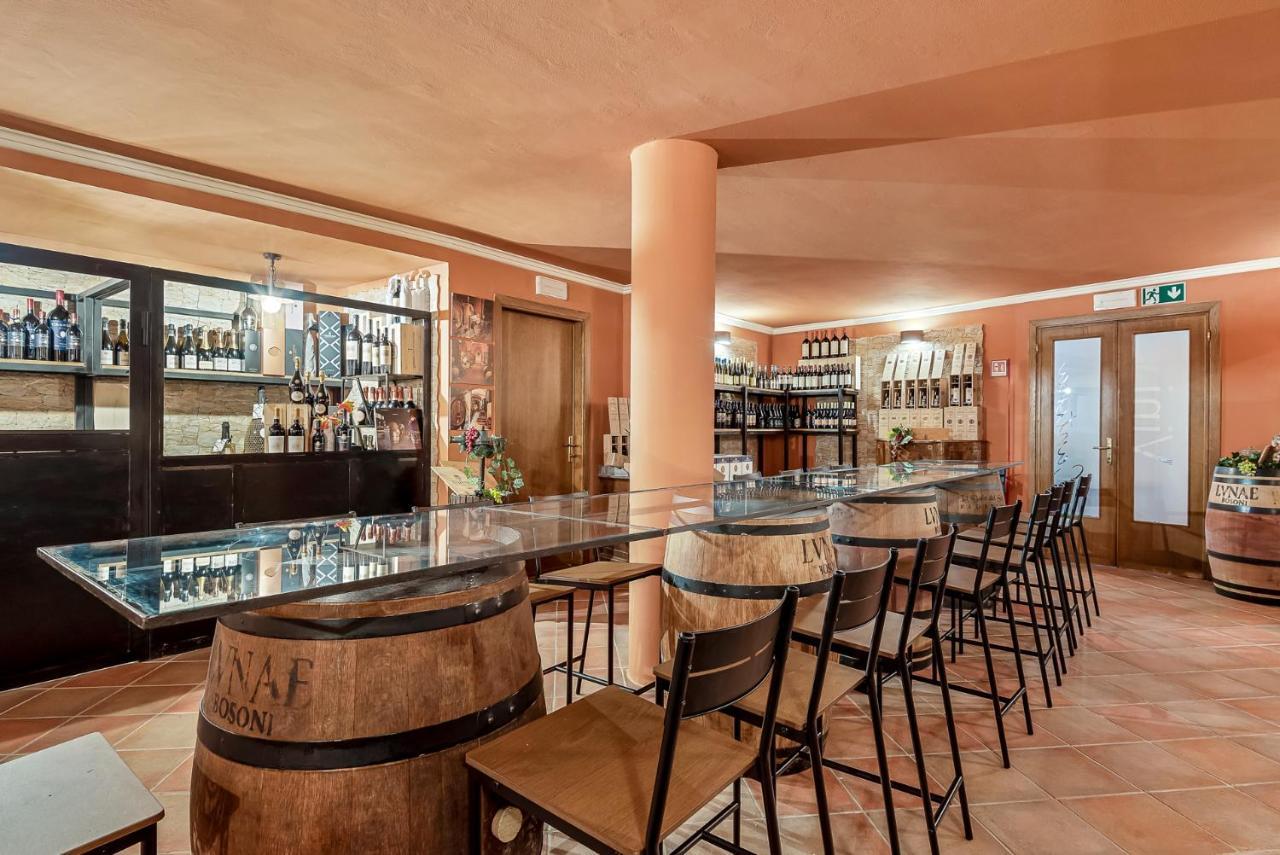 Hotel La Pietra Restaurant Fosdinovo Ngoại thất bức ảnh